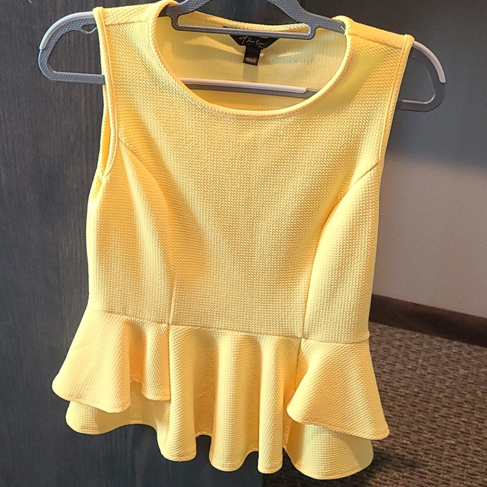 Thalia sodi Yellow peplum top